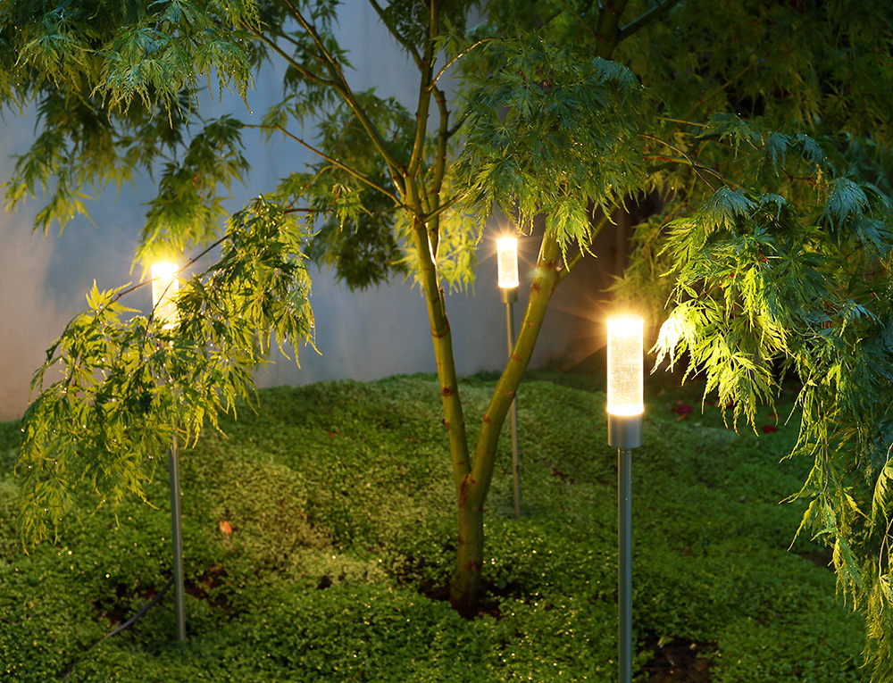 carella garden light